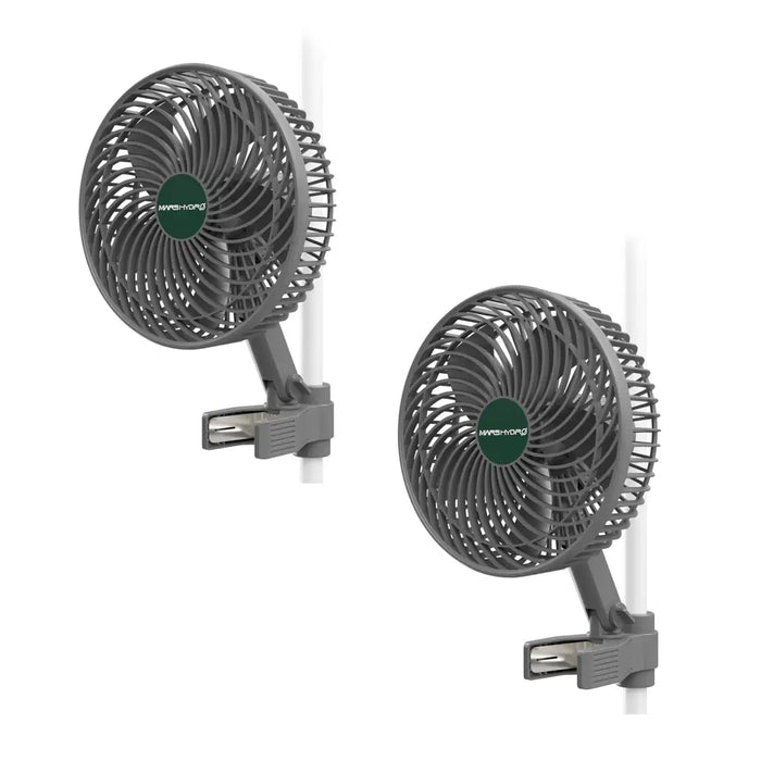 Zwei graue Ventilatoren zum Anstecken.