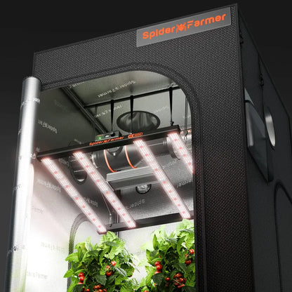 Indoor-Growzelt mit LED-Beleuchtung.